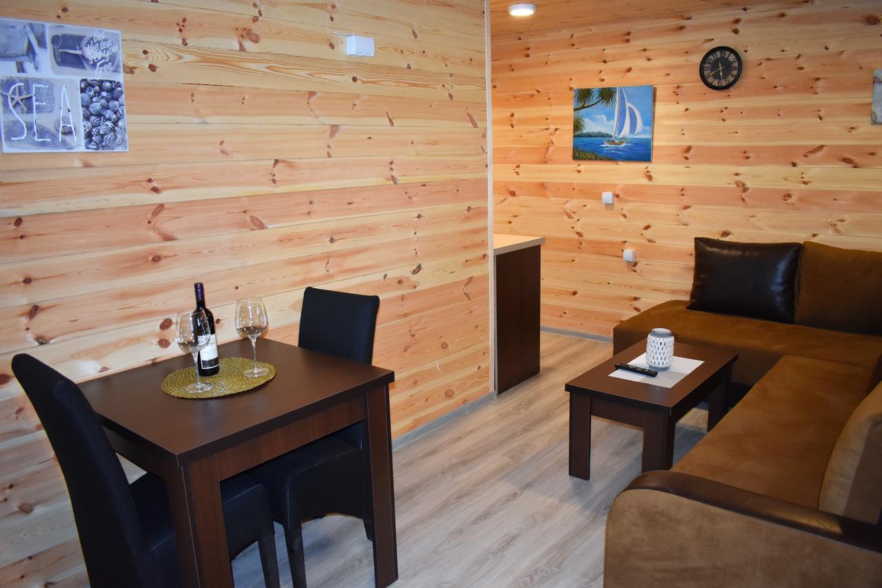 הוילה אולסינץ' Saranda Beach Bungalow מראה חיצוני תמונה